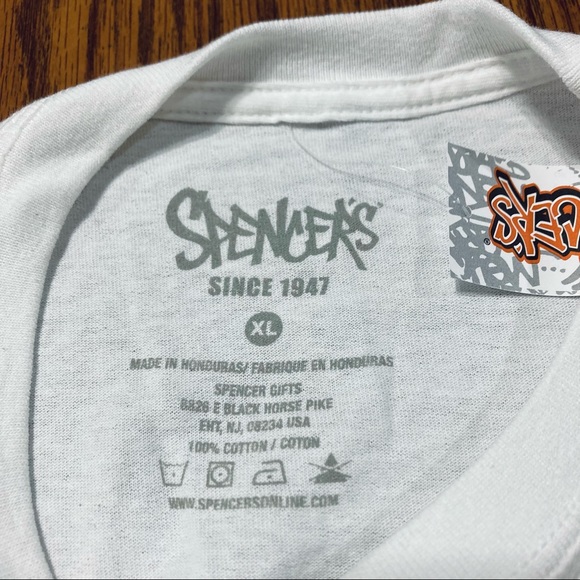 ❤️‍🔥 (5/$20) NWT Spencer’s White T-Shirt Size XL - Picture 4 of 6